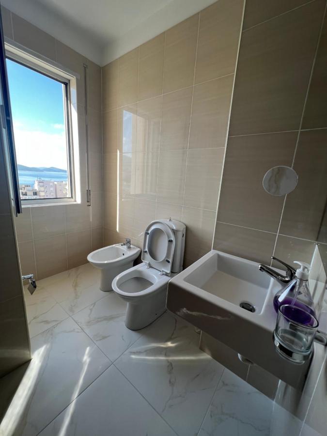 Center-Sea View Apartament,Sarandë Exterior foto